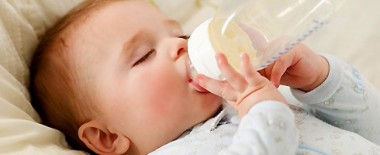 Uống nước – Cách hiệu quả để tăng sức đề kháng cho trẻ